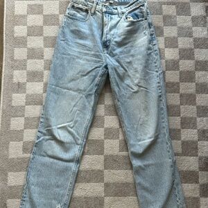 Abercrombie & Fitch Women’s 90s Straight Ultra High Rise Jeans